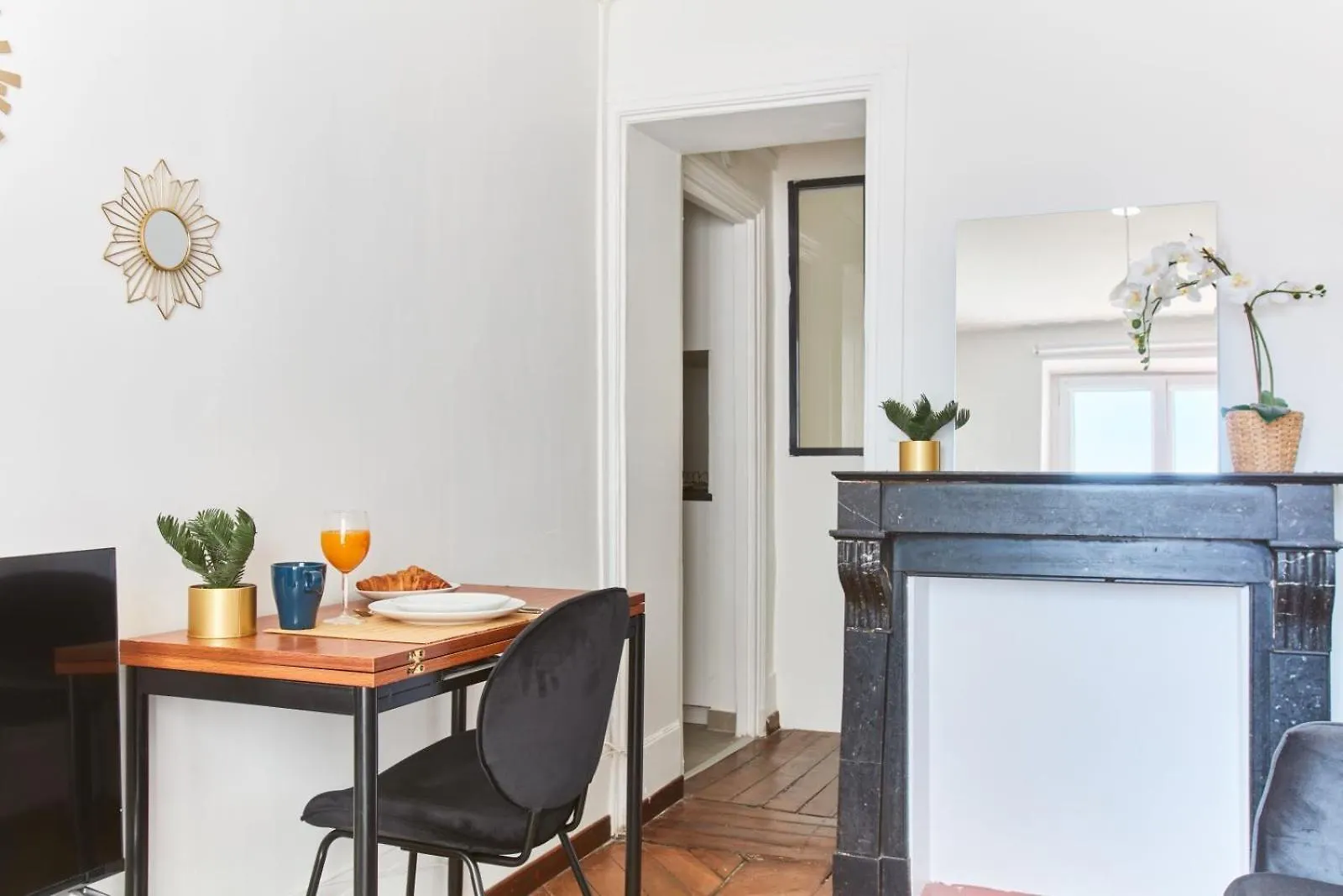 Cosy Montmartre 2Br Apartment Paris